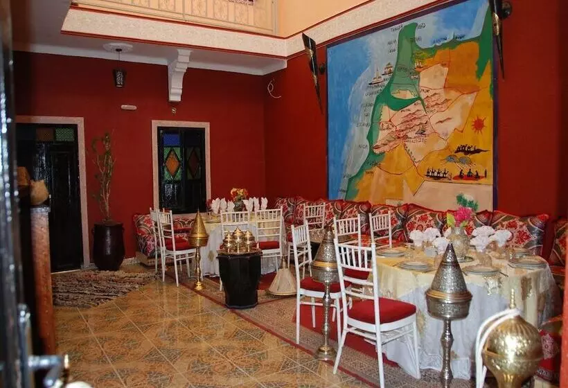 هتل Kasbah Red Castel Hostel
