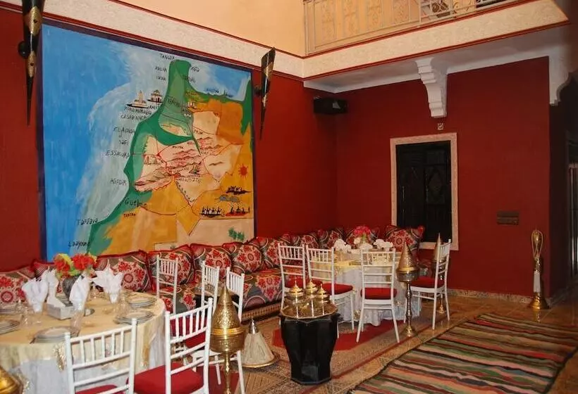 هتل Kasbah Red Castel Hostel