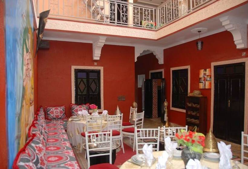 Hotel Kasbah Red Castel Hostel