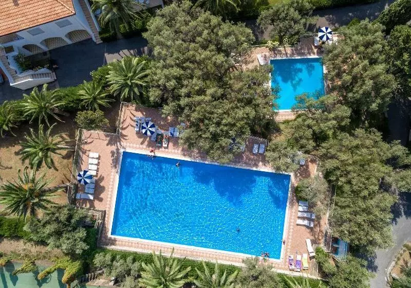 Hotelli La Castellana