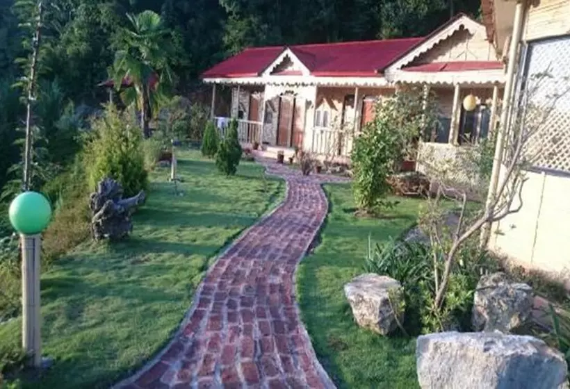 هتل Nepal Yoga Retreat
