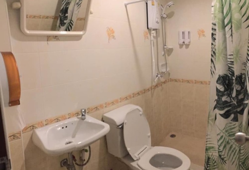 בית מלון כפרי Nine Hostel