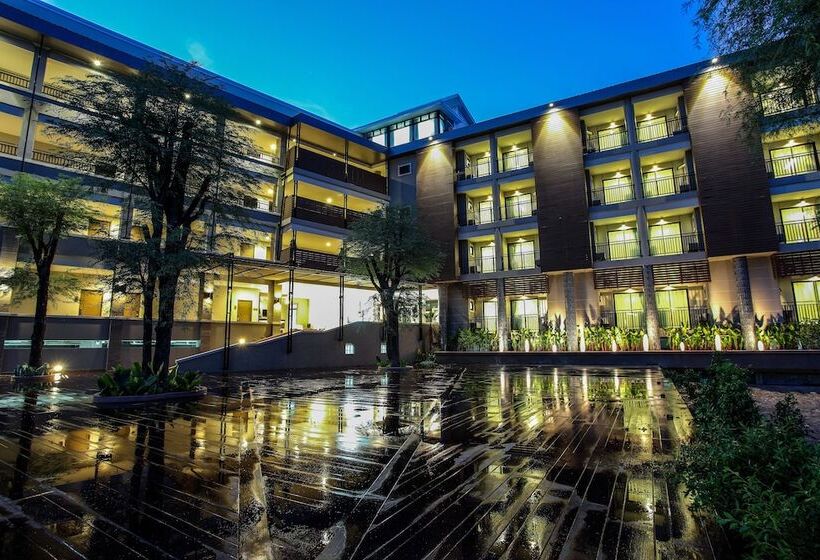 ホテル Romyen Garden Place