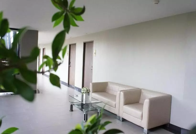 هتل Romyen Garden Place