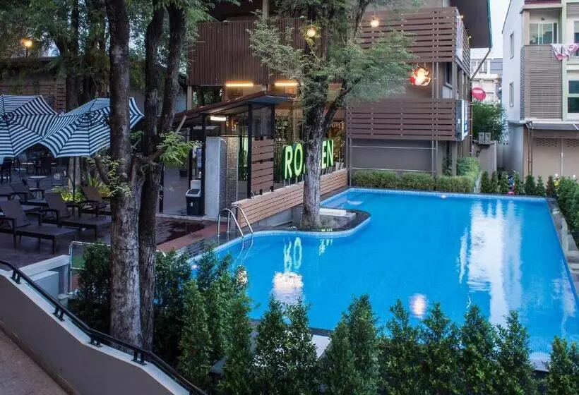 هتل Romyen Garden Place