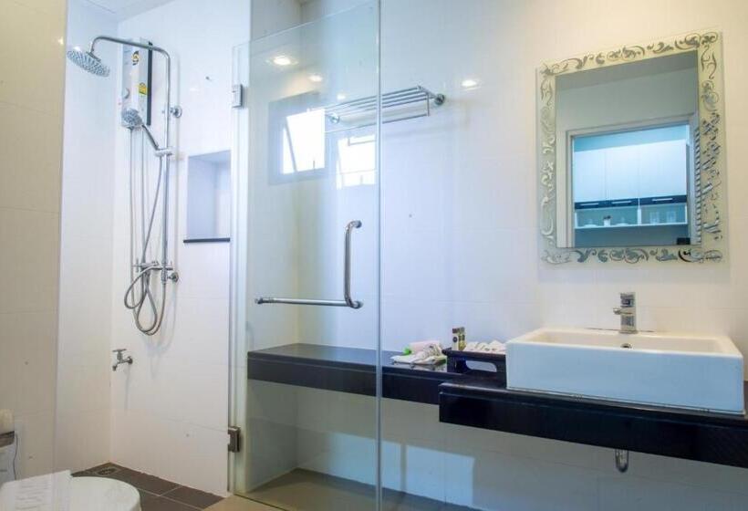 ホテル Romyen Garden Place