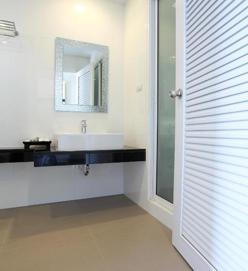 ホテル Romyen Garden Place