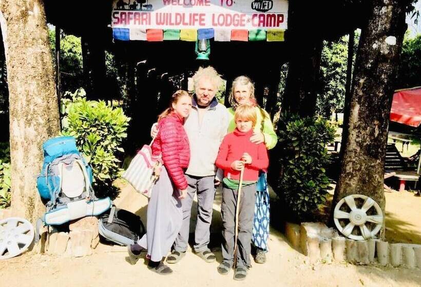 هتل Safari Wildlife Lodge & Camp