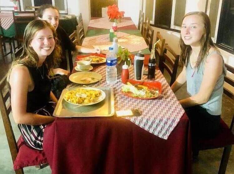 هتل Safari Wildlife Lodge & Camp