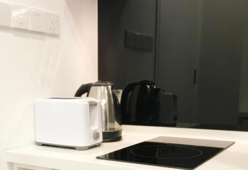 هتل The Robertson Residence