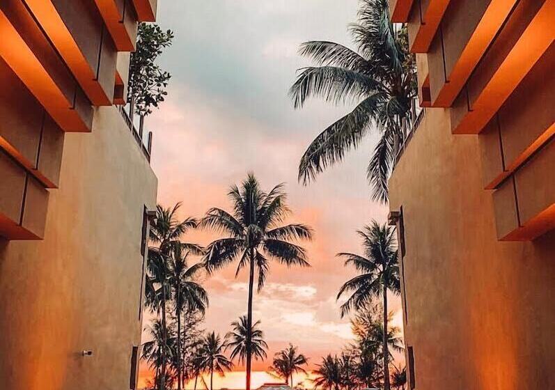 Szálloda Devasom Khao Lak Beach Resort & Villas