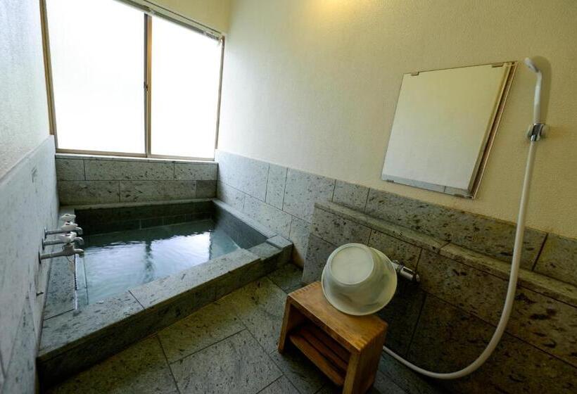 בית מלון כפרי Le Nessa Jyogasaki