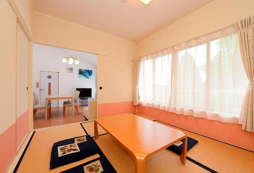 בית מלון כפרי Le Nessa Jyogasaki