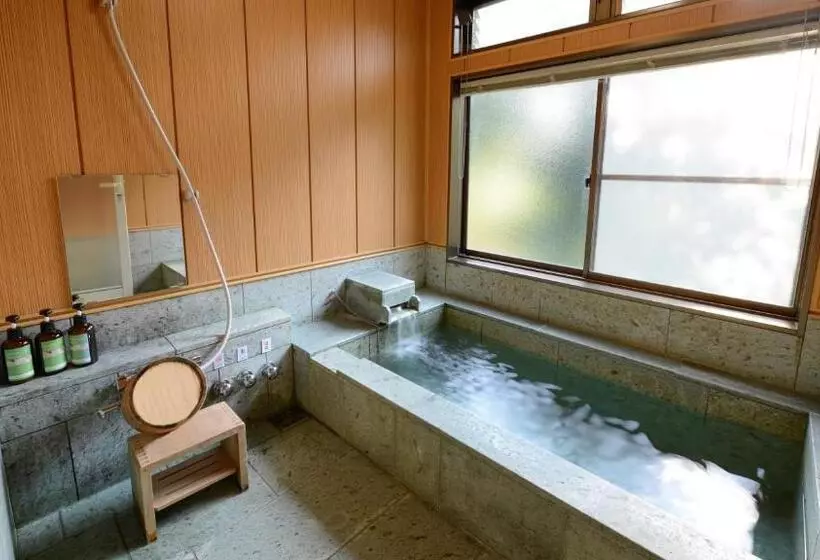 Hotelli Le Nessa Jyogasaki