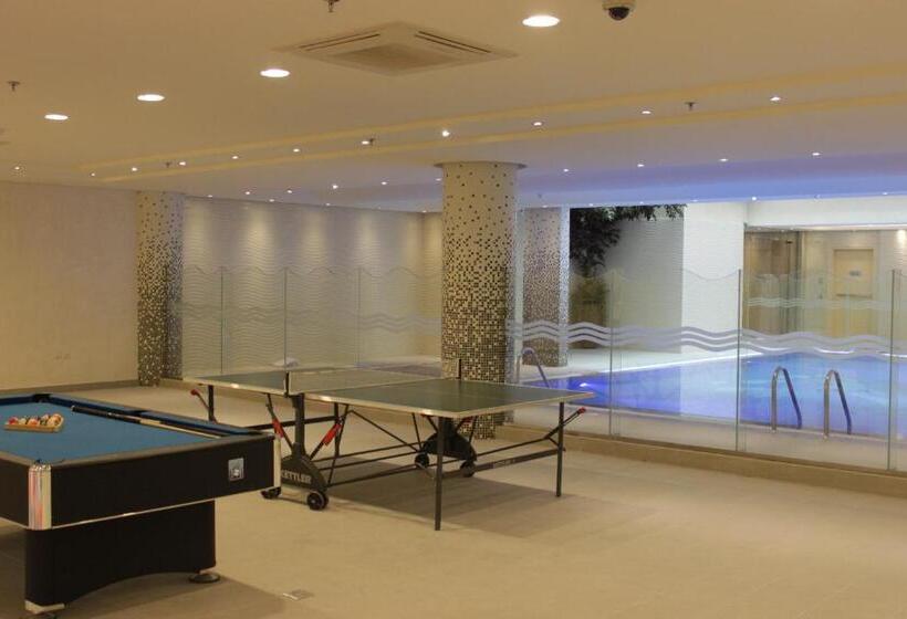 Mandarin Hotel Apartments