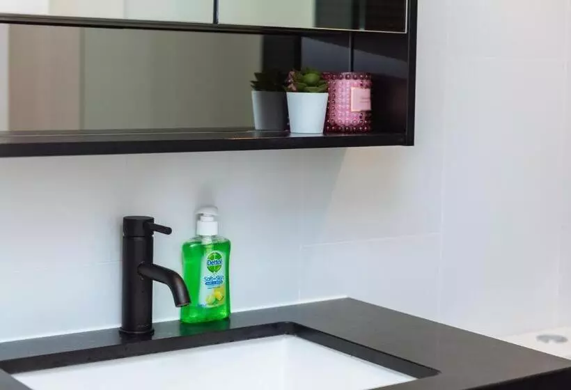 Airtrip Apartments At Woolloongabba