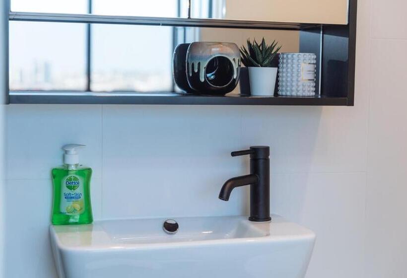 Airtrip Apartments At Woolloongabba