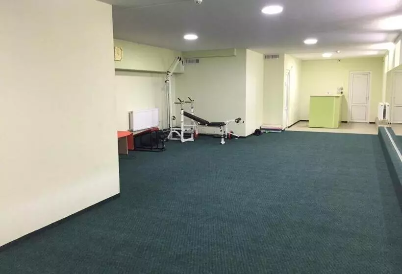 هاستل Karavella