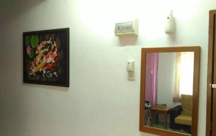 Aamiaismajoitus (B&B) Anggerik Residence