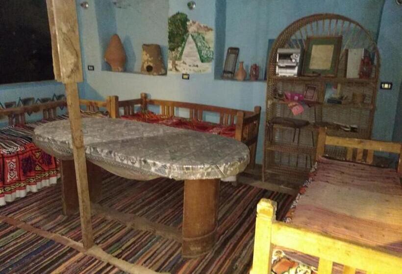 تختخواب و صبحانه Aswan Nubian House