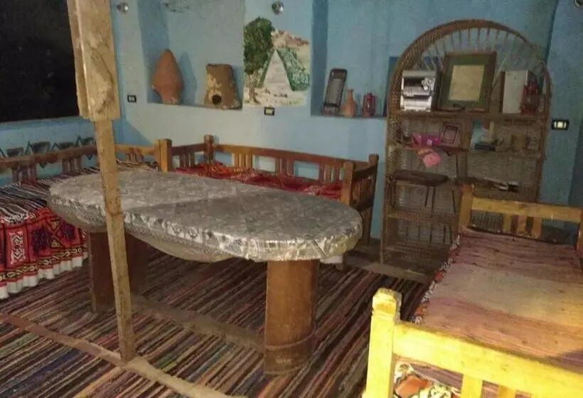تختخواب و صبحانه Aswan Nubian House