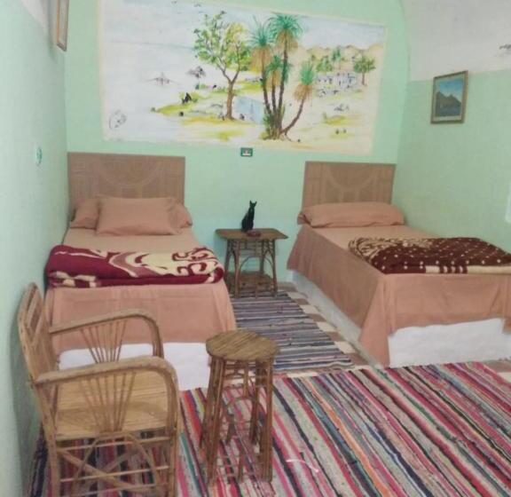 تختخواب و صبحانه Aswan Nubian House