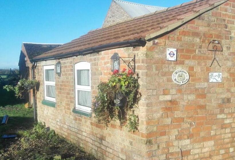 مبيت وإفطار Brampton Dales Farm