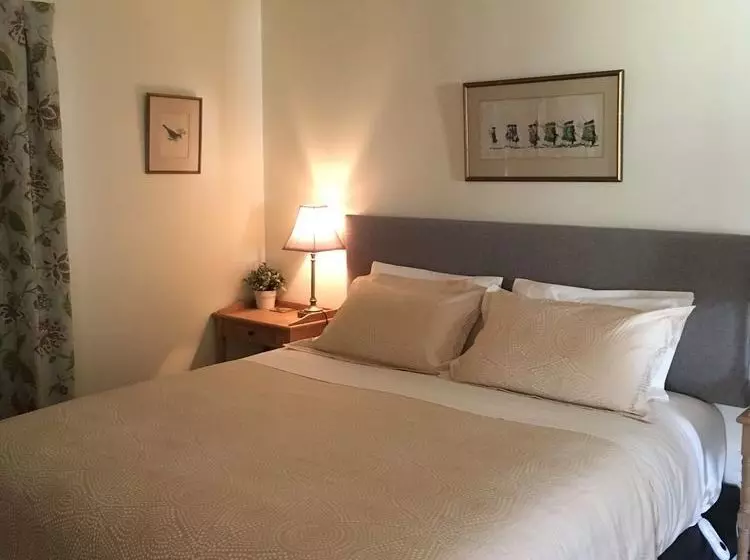 ベッドアンドブレックファースト Glenlowren