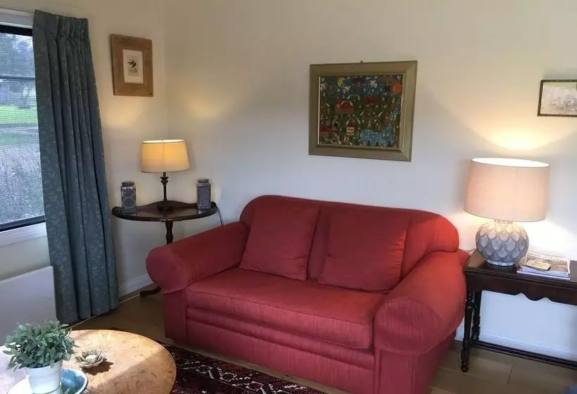 ベッドアンドブレックファースト Glenlowren