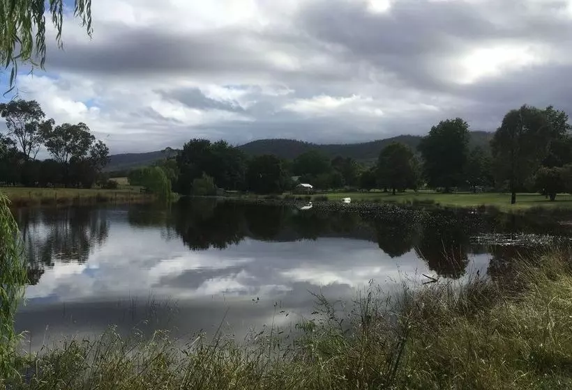 ベッドアンドブレックファースト Glenlowren