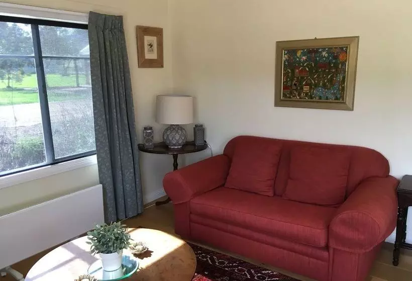 ベッドアンドブレックファースト Glenlowren