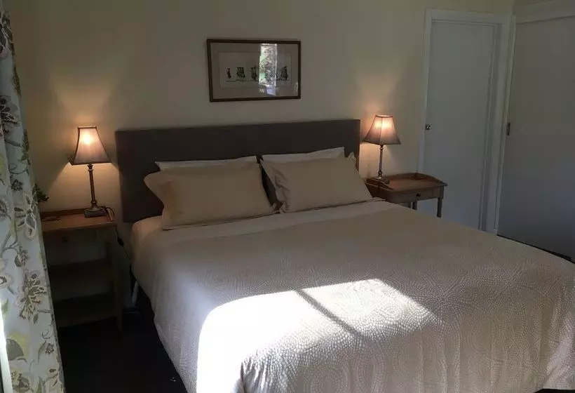 ベッドアンドブレックファースト Glenlowren