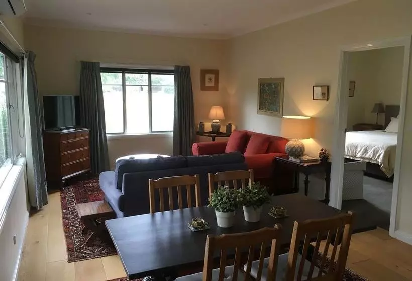 ベッドアンドブレックファースト Glenlowren