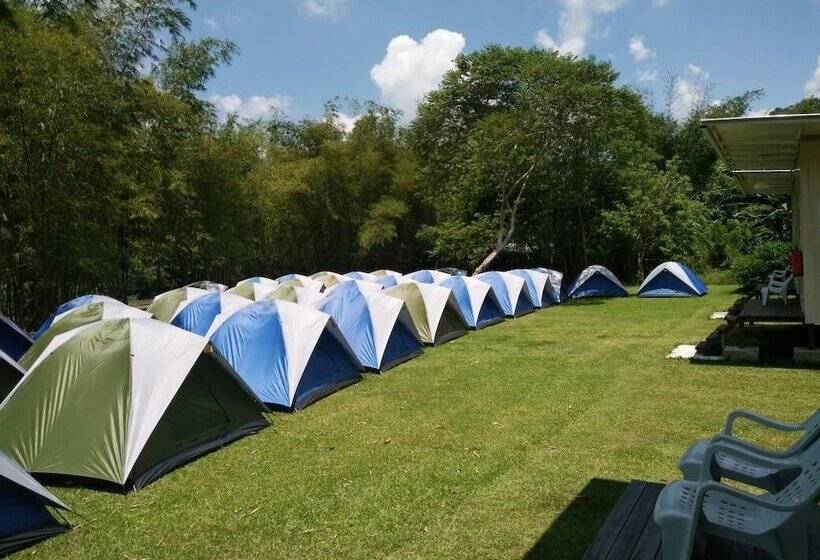 Nocleg ze śniadaniem Kiulu Riverside Chalet