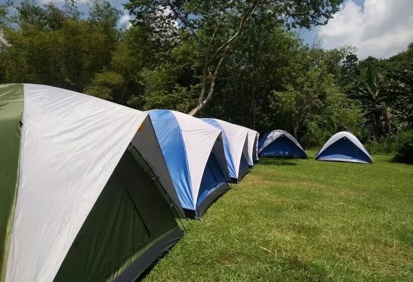 Aamiaismajoitus (B&B) Kiulu Riverside Chalet