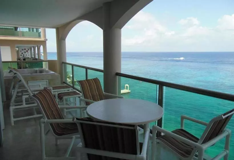 El Cantil Condo Resort