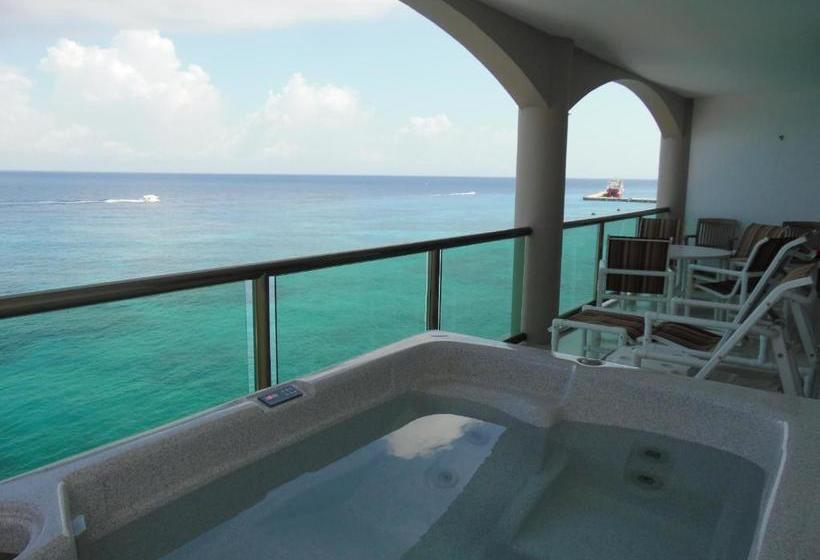 El Cantil Condo Resort