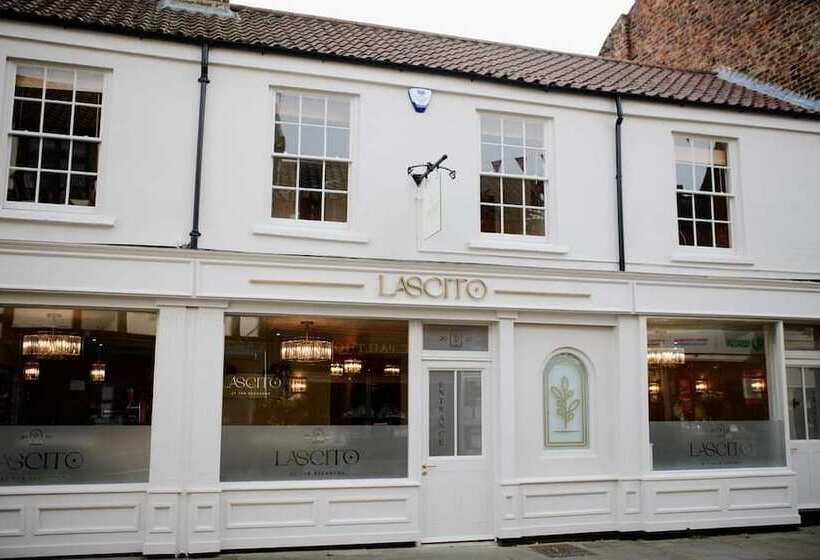 פונדק The Exchange