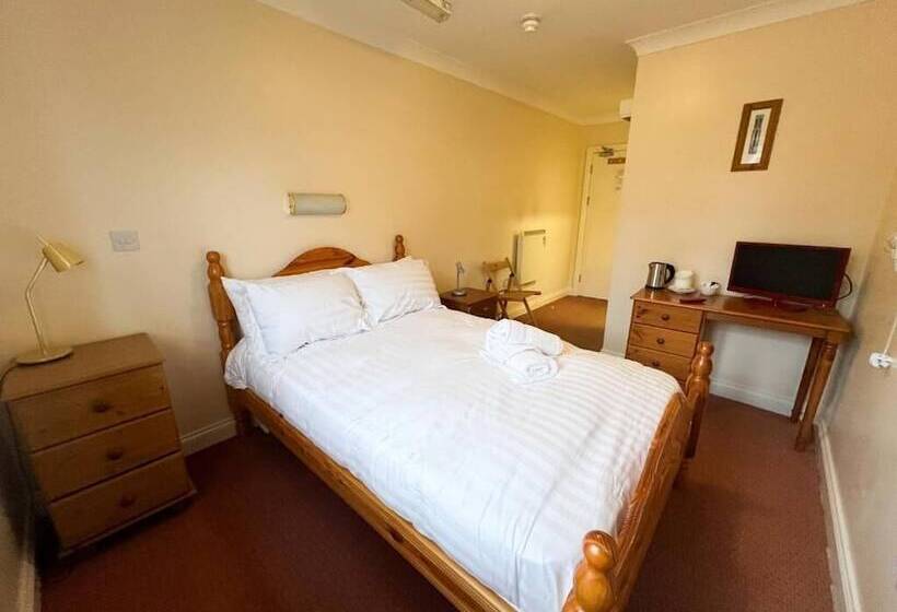 פונדק The Exchange