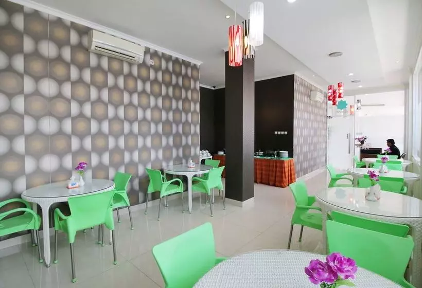 ホテル Airy Syariah Pemurus Dalam Raya Banjar Indah Permai Banjarmasin