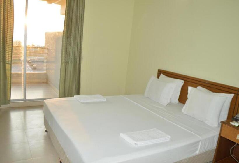 هتل Bashati Bay Resort