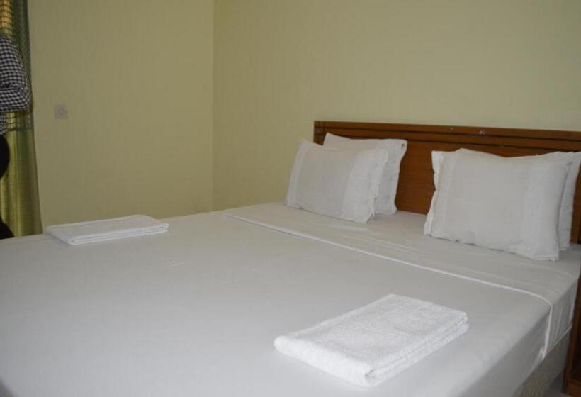 هتل Bashati Bay Resort