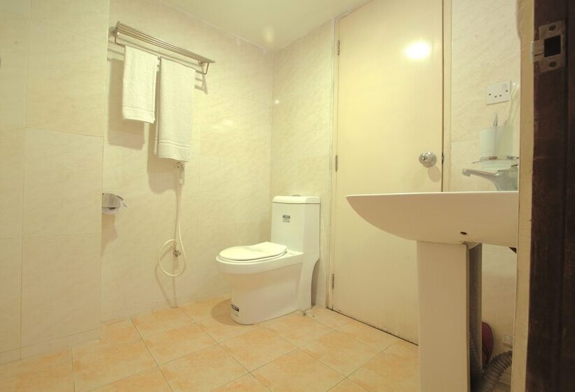 هتل Bashati Bay Resort