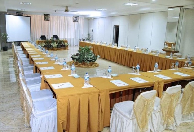 בית מלון כפרי Cianjur Cipanas