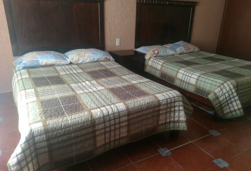 فندق La Quinta De Los Leones