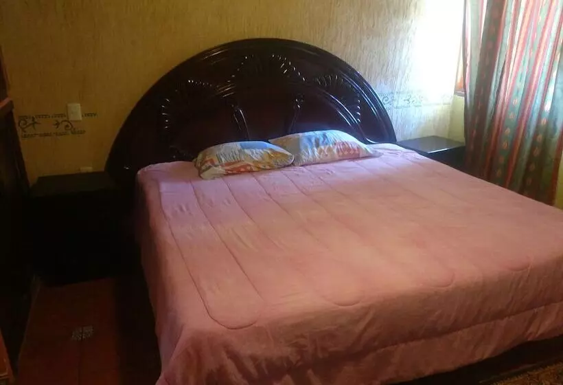 Hotelli La Quinta De Los Leones