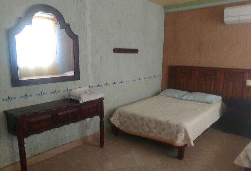 فندق La Quinta De Los Leones