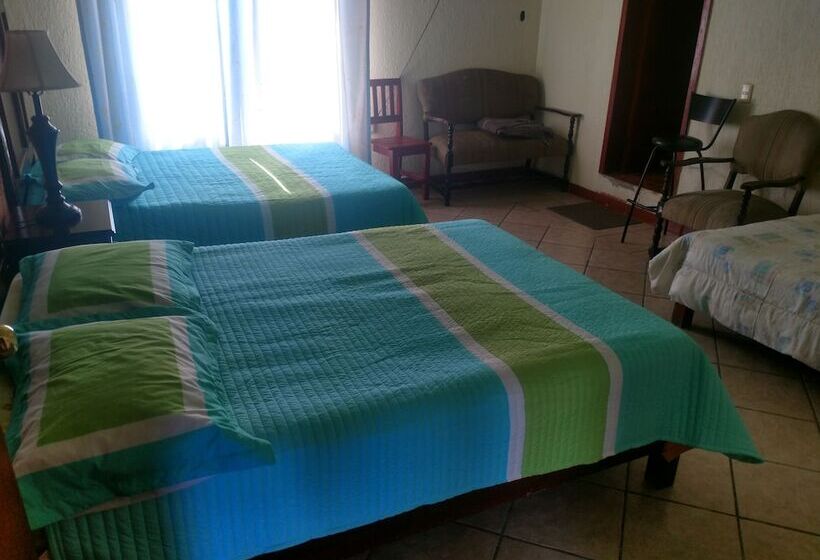 فندق La Quinta De Los Leones