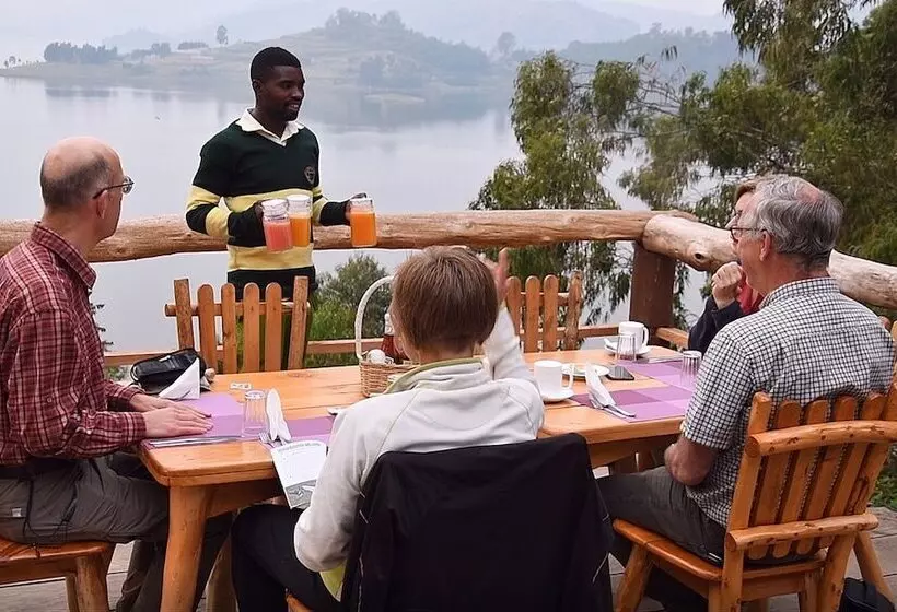 ホテル Lake Bunyonyi Eco Resort