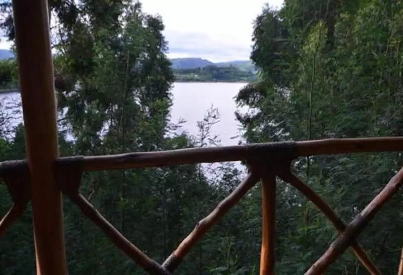 ホテル Lake Bunyonyi Eco Resort